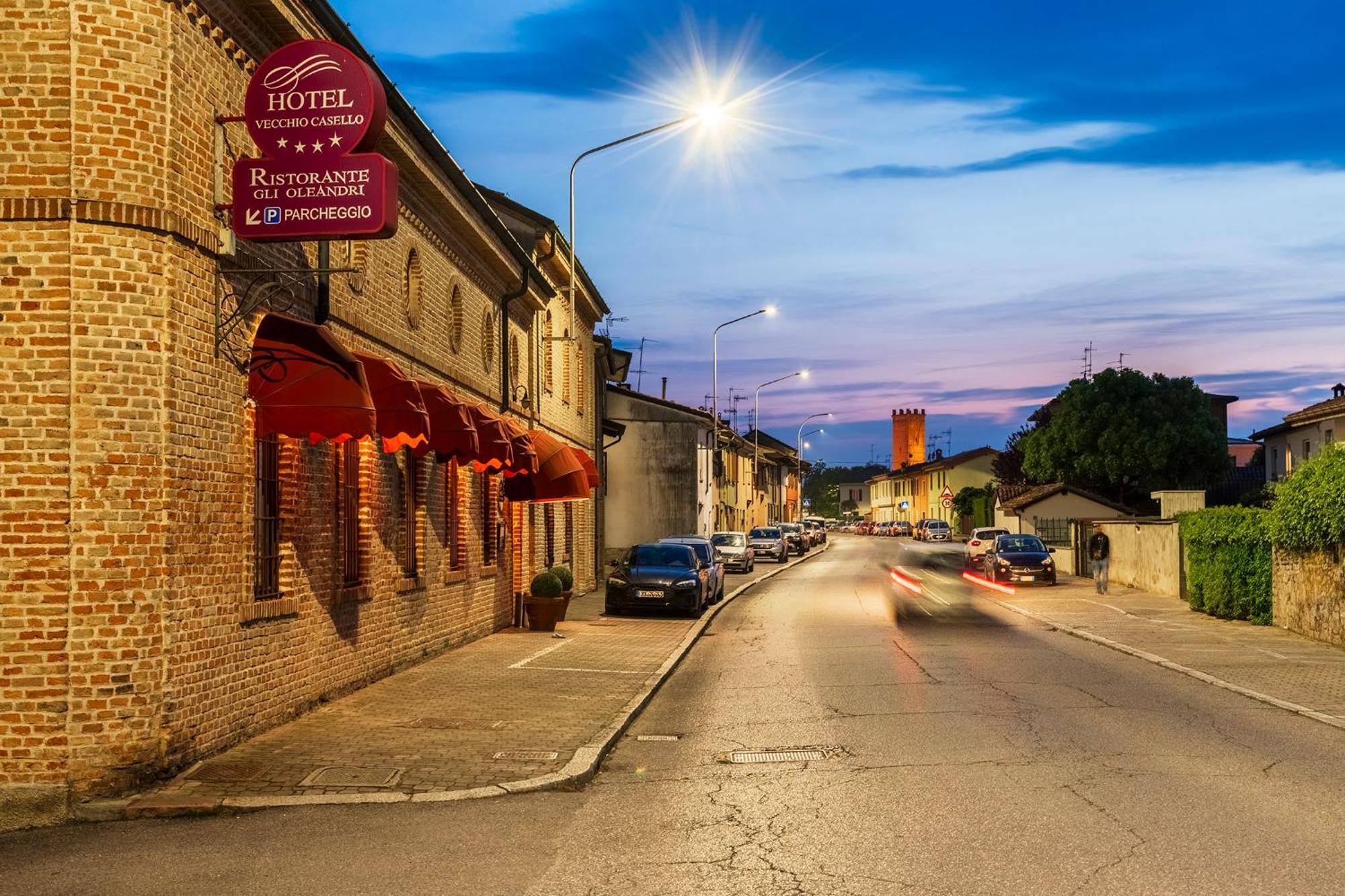 Hotel Vecchio Casello Castelleone Dış mekan fotoğraf